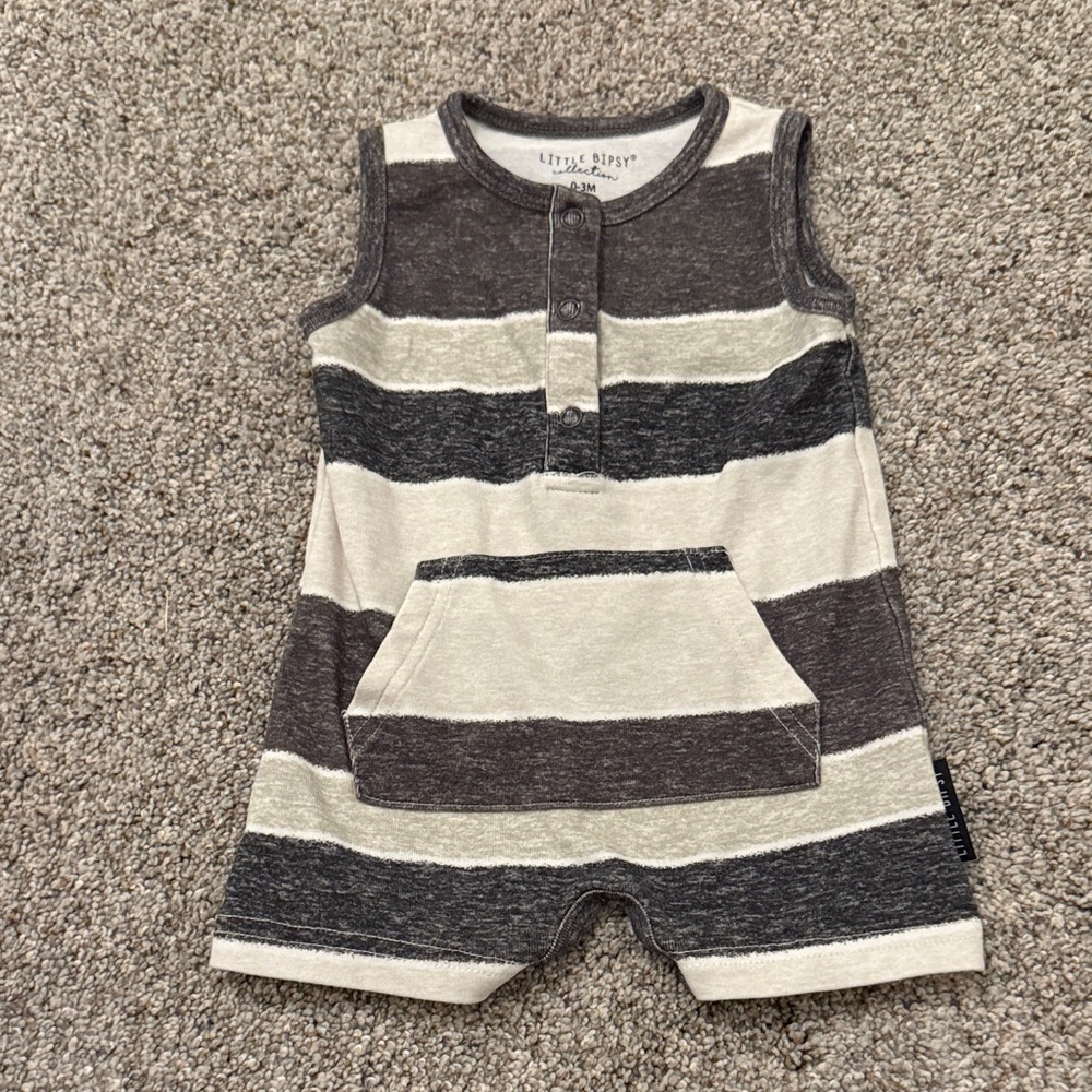 Little Bipsy Baby Striped Romper with buttons 0-3 months